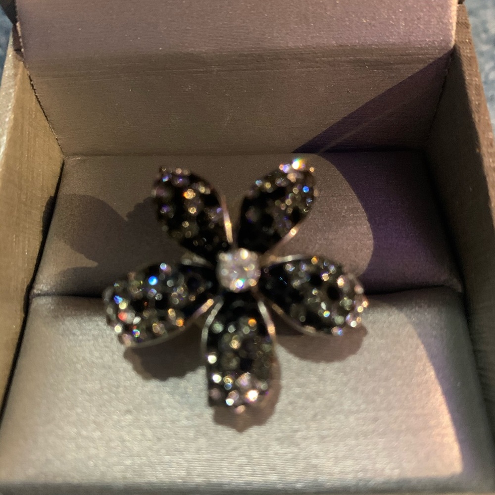 Flower ring